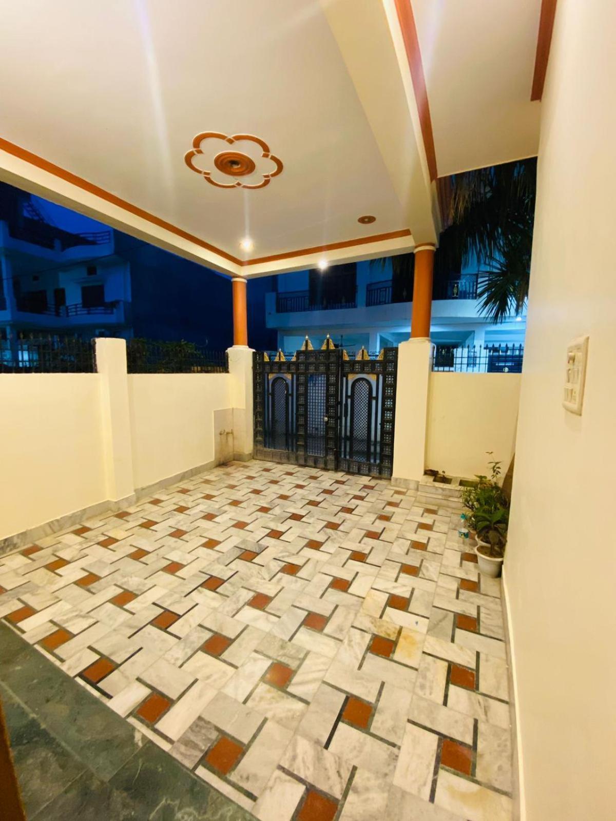 Rudra_Homestay Варанаси Екстериор снимка
