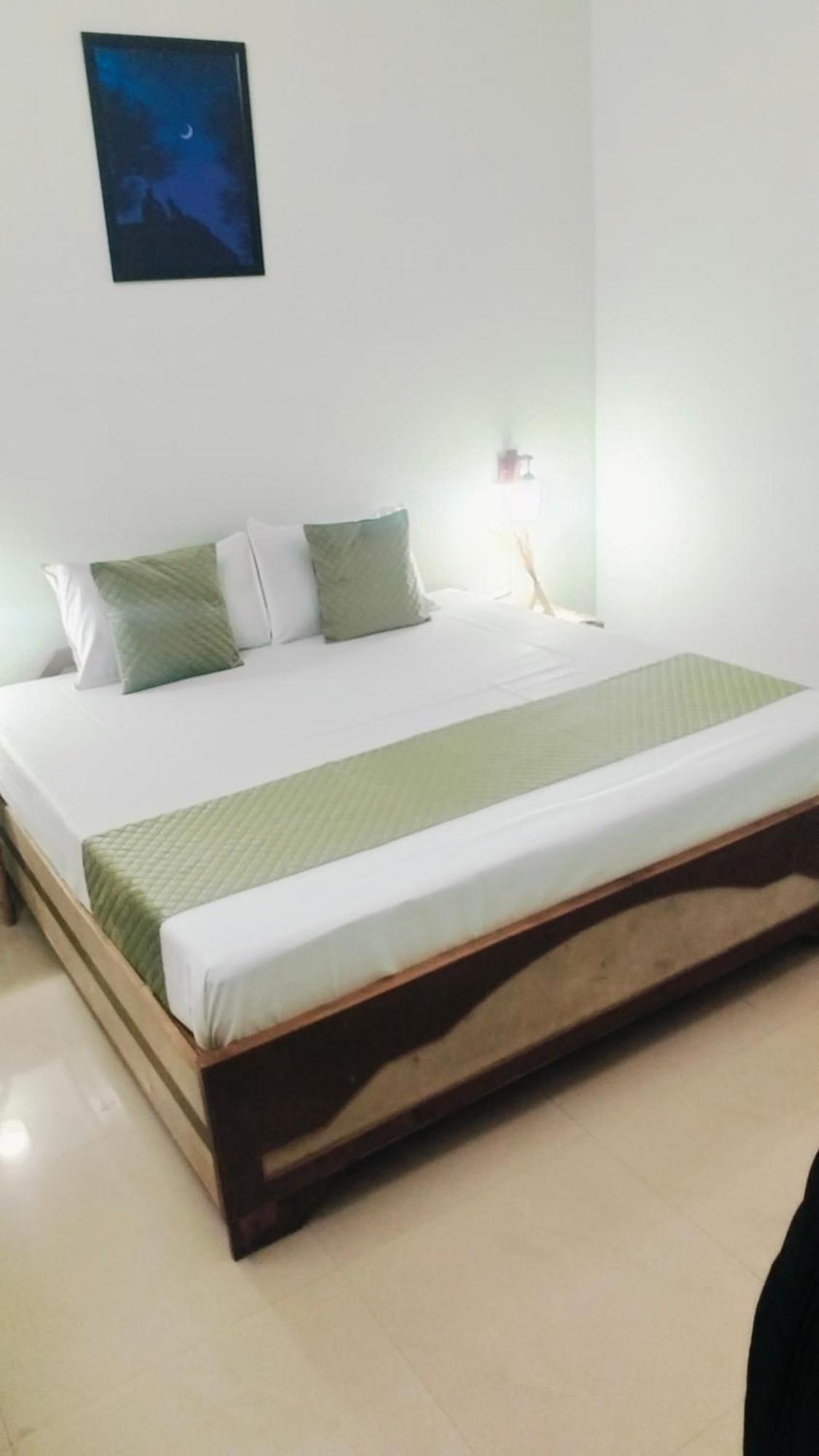 Rudra_Homestay Варанаси Стая снимка