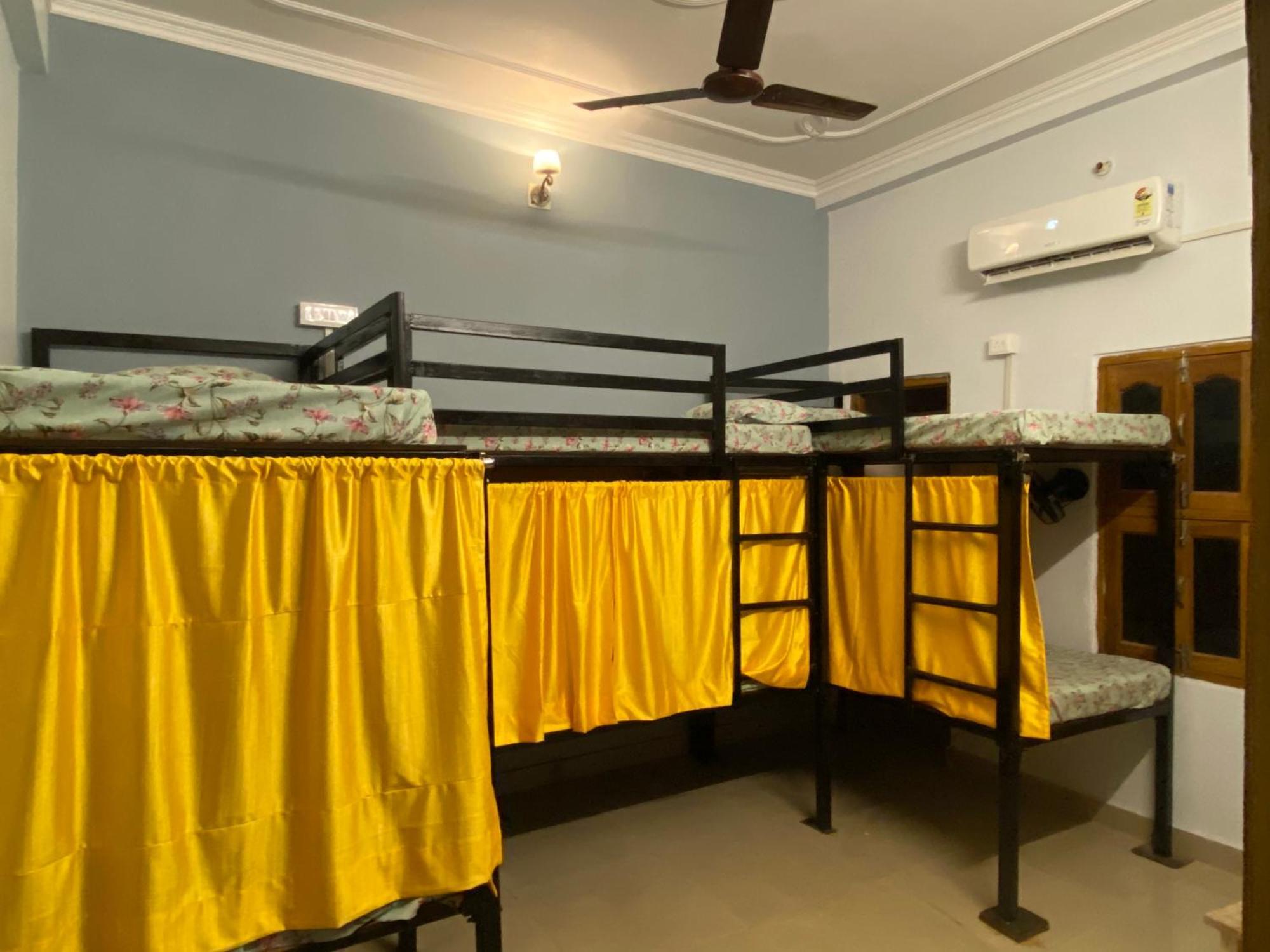 Rudra_Homestay Варанаси Екстериор снимка