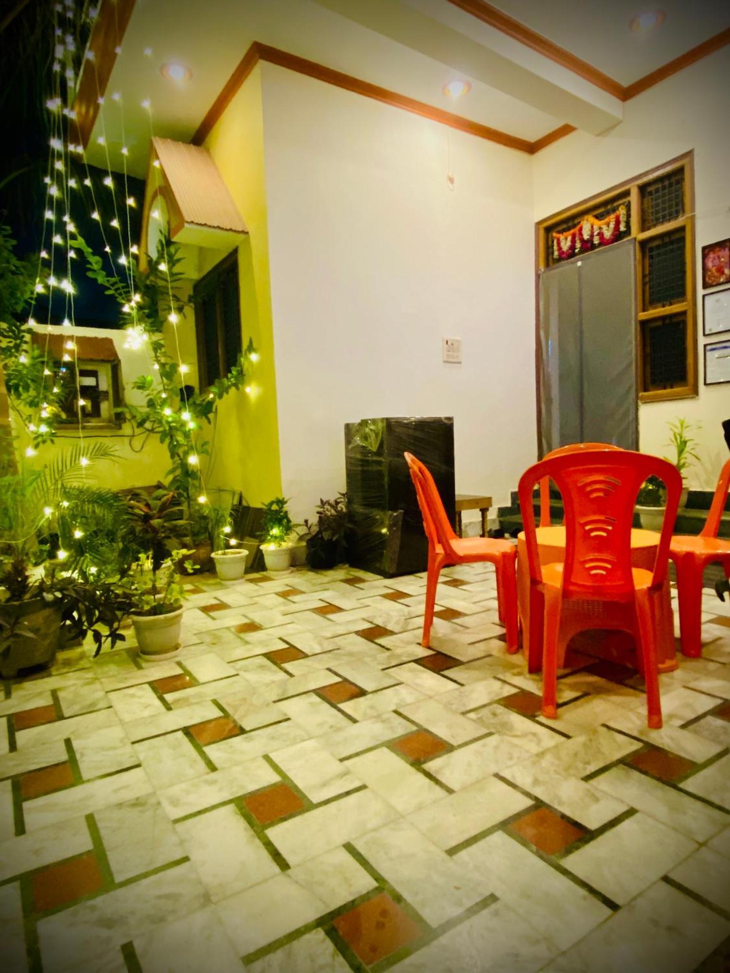 Rudra_Homestay Варанаси Екстериор снимка