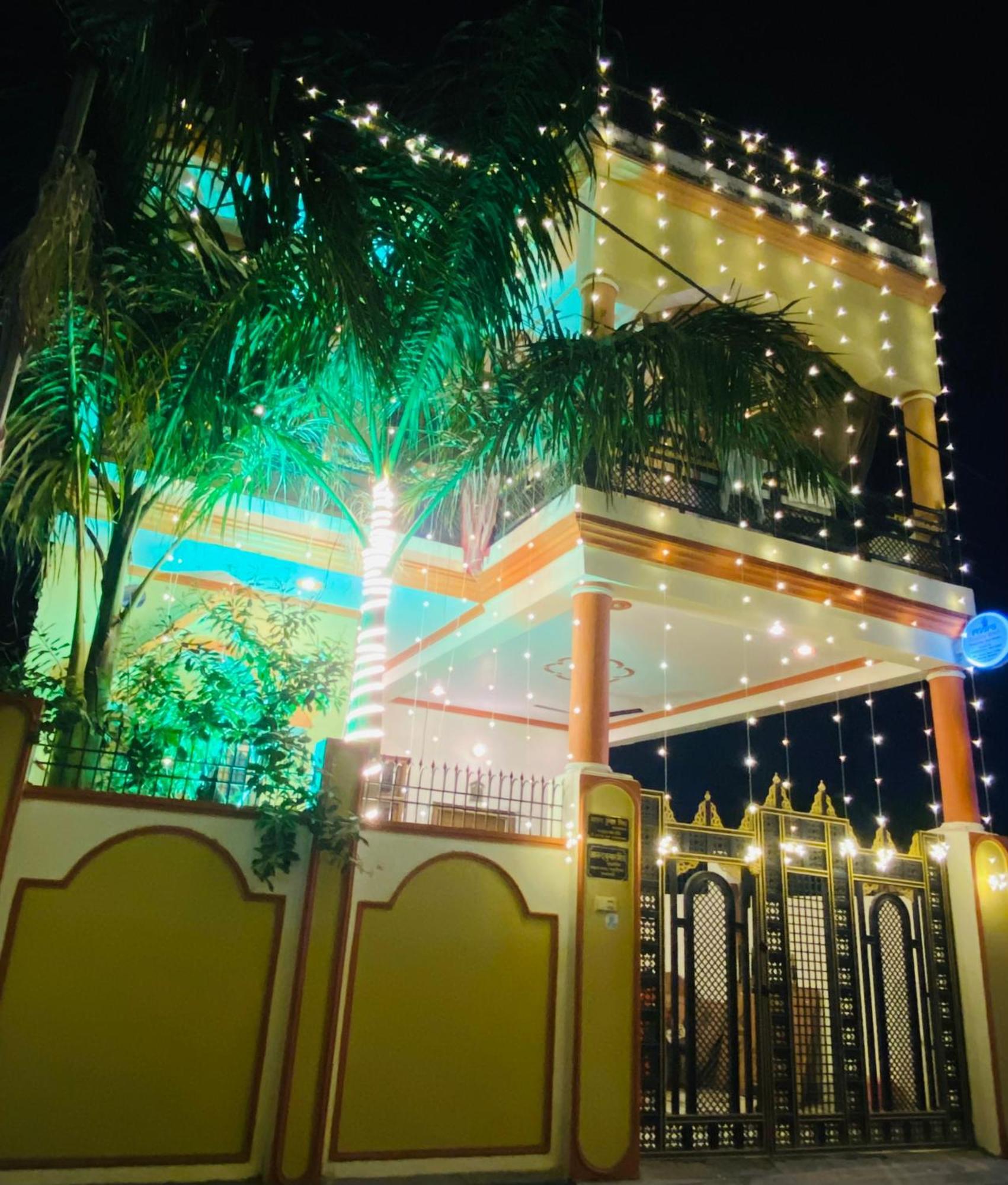 Rudra_Homestay Варанаси Екстериор снимка